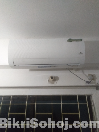 Walton Krystaline-12j 1 Ton Ac